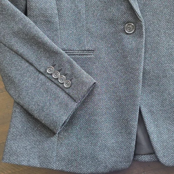 NWT Ann Taylor Factory Charcoal Gray Blazer, Size 10P - Picture 6 of 8